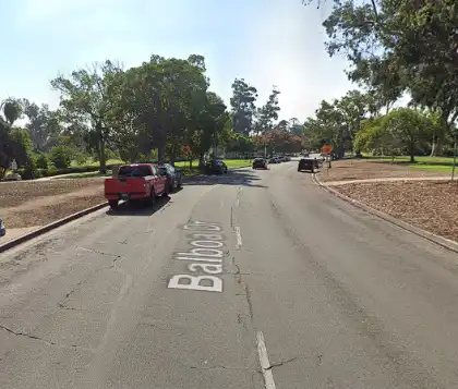 [05-12-2024] Cuatro Personas Heridas, Incluido Un Perro, Tras Una Colisión Entre Tres Vehículos en El Parque Balboa