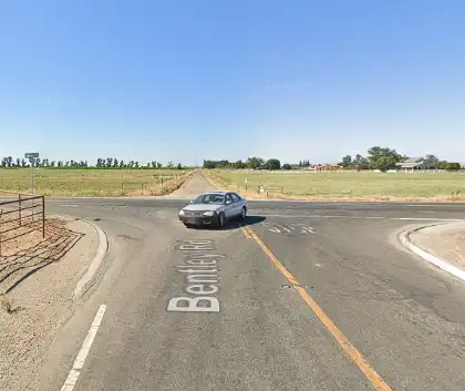 [05-17-2024] Al Menos Una Persona Herida Tras Una Colisión De Dos Vehículos A Lo Largo De Patterson Road En Oakdale