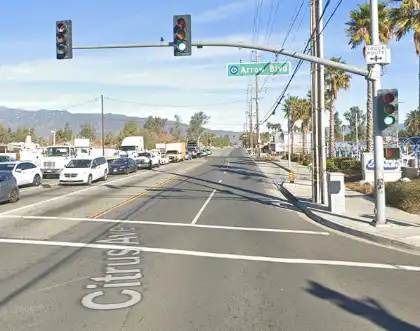[06-08-2024] Condado De San Bernardino, CA - Dos Personas Heridas Tras Un Presunto Choque De Dos Vehículos Por Conducir Ebrios En Una Persecución Policial En Fontana