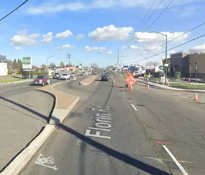 [06-18-2024] Condado De Sacramento, CA - Múltiples Personas Heridas Tras Una Colisión De Dos Vehículos En Florin Road En Parkway
