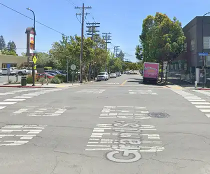 [05-17-2024] Una Peatona Hospitalizada Tras Ser Atropellada Por Un Vehículo En Berkeley