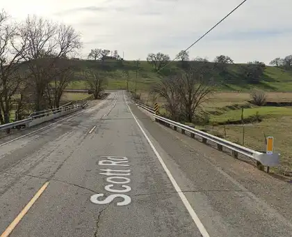 [05-22-2024] Tres Personas Hospitalizadas Tras La Colisión De Un Vehículo Cerca De Rancho Murieta