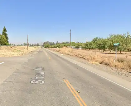 [06-20-2024] Condado De Fresno, CA - Muere Una Anciana Y Otra Persona Resulta Herida Tras Un Choque Por Alcance De Dos Vehículos En La Avenida Shaw