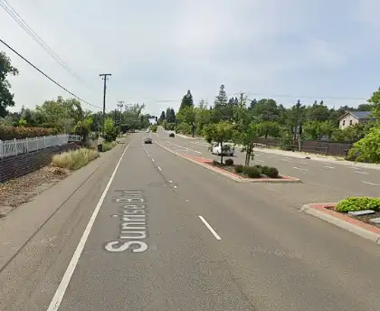 [06-22-2024] Condado De Sacramento, CA - Tres Personas Heridas Tras Choque De Varios Vehículos En Citrus Heights