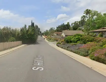 [06-23-2024] Dos Personas Heridas Graves Tras El Choque Con Vuelco De Un Solo Vehículo En Fallbrook