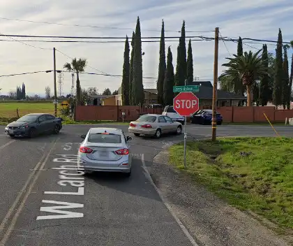[06-24-2024] Se Informa De Posibles Heridos Leves Tras Una Colisión Entre Varios Vehículos Cerca De Tracy
