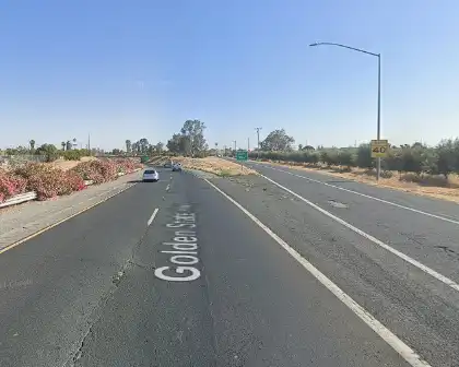 [07-13-2024] Condado De Tulare, CA - Muere Una Persona Y Otras Dos Resultan Heridas Tras Colisionar Un Vehículo En La Autopista 99