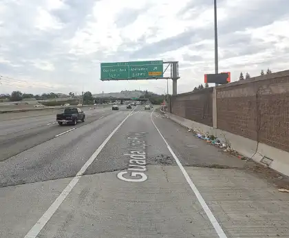 [07-20-2024] Condado De Santa Clara, CA - Muere Un Peatón Tras Ser Atropellado Por Un Camión De Reparto En La Autopista 87 En San José