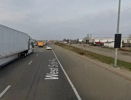 [07-10-2024] Motociclista Posiblemente Herido Tras Colisionar Motocicleta Vs. Colisión De Vehículo A Lo Largo De I-5 En Lathrop