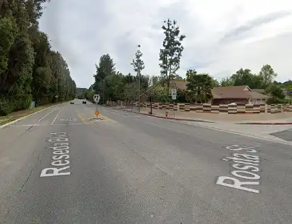[07-17-2024] Un Pasajero Herido Tras Una Colisión Sospechosa De Conducir Ebrio Un Solo Vehículo En Tarzana