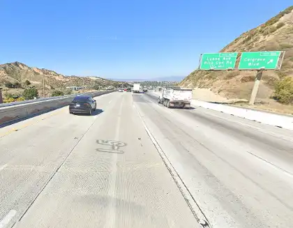 [08-16-2024] Muere Un Hombre De 24 Años Y Otro Resulta Herido En Un Choque De Un Semirremolque En La I-5 En Santa Clarita