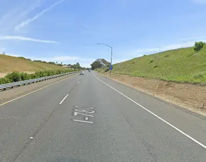 [10-16-2024] Condado De Solano, CA - Al Menos Una Persona Herida Tras Un Choque De Dos Vehículos En Benicia