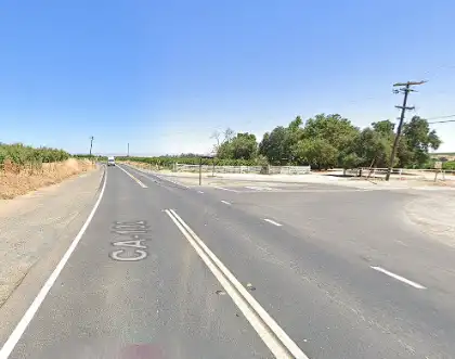 [10-16-2024] Condado De Stanislaus, CA - Múltiples Heridos Tras Un Choque De Dos Vehículos En La Carretera 132 Cerca De Roberts Ferry