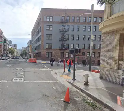 [10-28-2024] Condado De San Francisco, CA - Peatón Herido Tras Ser Atropellado Por Un Coche En Nob Hill
