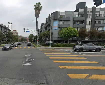 [10-29-2024] Condado De Los Angeles, CA - Un Hombre Es Atropellado Por Un Coche Mientras Ayudaba A Una Mujer Tras Una Colisión En El Barrio De Westlake