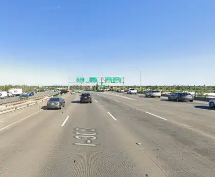 [10-29-2024] Condado De Sacramento, CA - Choque De Dos Vehículos En El Conector De La Autopista 50 Envía A Un Hombre Al Hospital