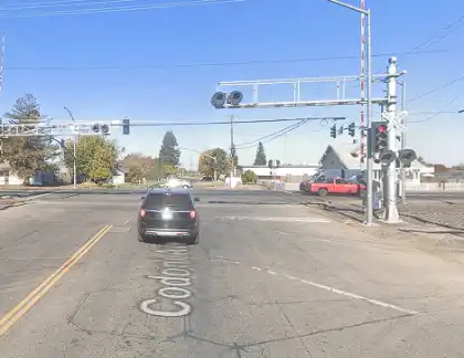 [10-30-2024] Condado De Stanislaus, CA - Se Informa De Un Herido Leve Tras Un Choque De Dos Vehículos En La Avenida Codoni Cerca De Empire