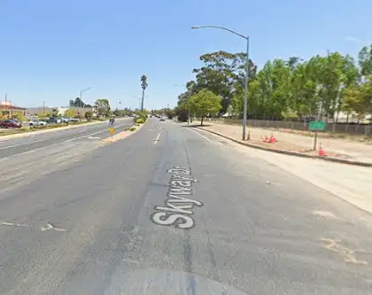 [08-25-2024] Dos Personas Gravemente Heridas Tras Un Choque De Dos Vehículos En Skyway Drive En Santa Maria