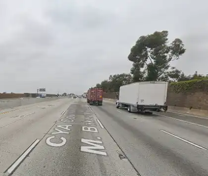 [11-01-2024] Condado De San Bernardino, CA - Un Muerto Y Un Herido Tras Un Choque Por Alcance De Dos Vehículos En La Autopista 60 En Ontario