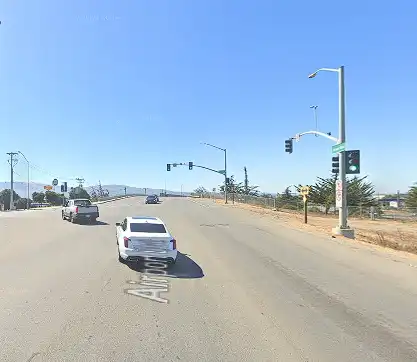 [11-05-2024] Condado De Monterey, CA - Mujer Atropellada Mortalmente Por Un Vehículo En Airport Boulevard Y La Calle Roy Diaz En Salinas