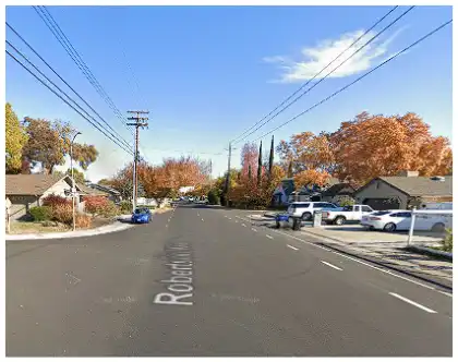 [11-07-2024] Condado De Sacramento, CA - Se Informa De Un Herido Leve Tras Un Choque De Dos Vehículos En Carmichael