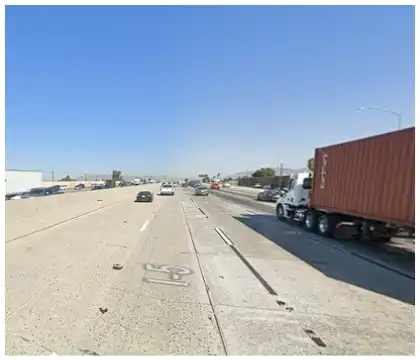 [11-09-2024] Condado De Los Ángeles, CA - Muere Un Peatón Tras Ser Atropellado En La Autopista Golden State En Arleta