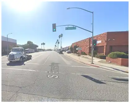 [11-09-2024] Condado De Los Angeles, CA - Muere Un Peatón Y Detienen A Un Sospechoso Tras Una Colisión En El Sur De La
