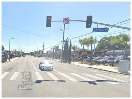 [01-01-2025] Un Peatón Muere Tras Atropello Y Fuga En Century Boulevard En El Sur De Los Angeles