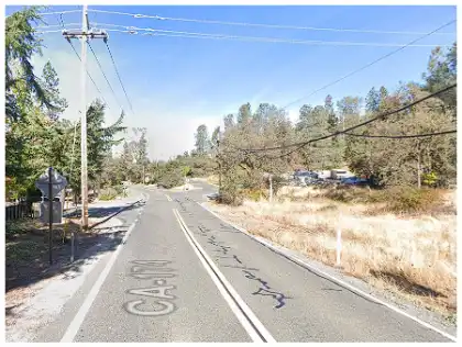 [11-20-2024] Posible Herido Menor Reportado Tras Choque De Dos Vehículos Cerca Del Puente Histórico Bear River En La Carretera 174