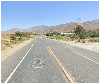 [11-26-2024] Condado De Kern, CA - Dos Heridos Graves Tras Salirse Una Camioneta De La Autopista 178 En Mobile Drive
