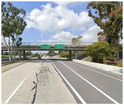 [11-26-2024] Condado De Ventura, CA - Conductor Muerto, Otro Herido Después De Choque De Dos Vehículos En La Autopista 126 En Santa Paula