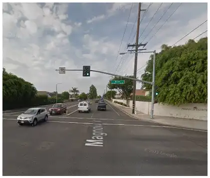 [12-02-2024] Condado De Orange, CA - Una Persecución Policial A Alta Velocidad Termina En Un Aparatoso Accidente Con Vuelco En Fountain Valley, Muere Una Mujer