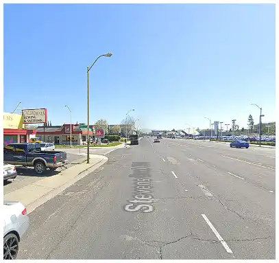 [12-10-2024] Condado De Santa Clara, CA - Hombre Muerto, Otros Dos Heridos Después De Choque De Dos Vehículos Cerca De Stevens Creek Boulevard