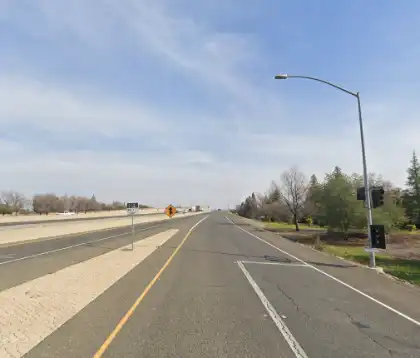 [12-12-2024] Equipos De Emergencia Enviados Después De Un Choque De Dos Vehículos En La Autopista 50 En Folsom