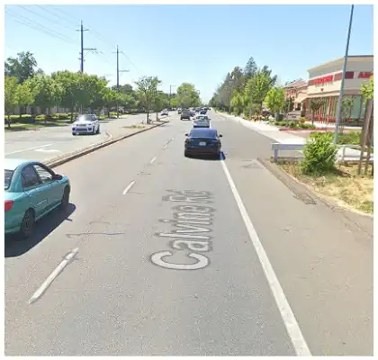 [12-13-2024] Equipos De Emergencia Respondieron Después De Un Choque De Tres Vehículos En Calvine Road En Elk Grove