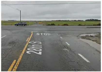 [01-30-2025] Persona Atrapada Tras Un Choque De Dos Vehículos En Elkhorn Boulevard En North Highlands