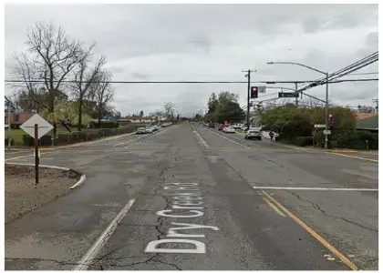 [02-06-2025] Posible Herido Menor Reportado Después De Choque De Dos Vehículos En Dry Creek Road Y G Street En Rio Linda
