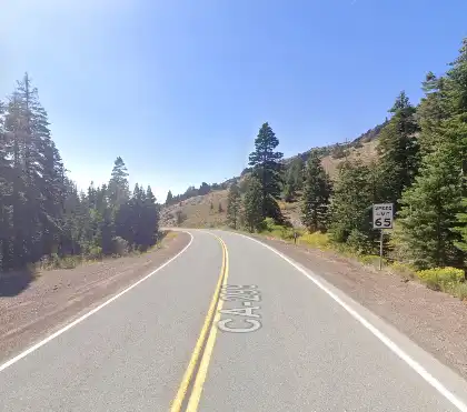 [02-07-2025] Dos Personas Rescatadas Despues De Que Un Vehiculo Se Deslizara Por Cedar Pass