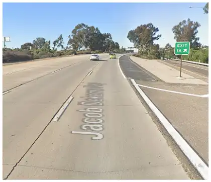 [02-10-2025] Peatón Atropellado Mortalmente Por Un Coche En La I-805 Cerca De La Frontera Entre U.S- Y México