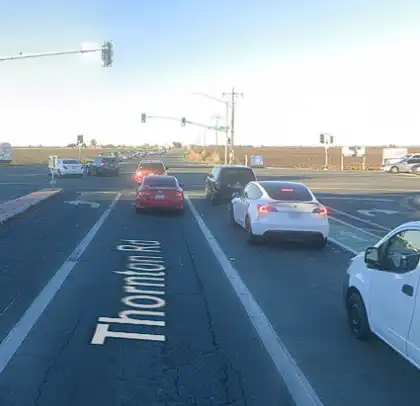 [02-14-2025] Choque De Dos Vehiculos En Eight Mile Road Cerca De Thornton Road Deja Un Herido