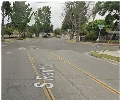 [02-14-2025] Muere Un Ciclista Tras Una Colisión De Vehículos En La Calle Raitt De Santa Ana