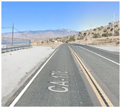 [02-18-2025] Una Mujer De 62 Años Muere Tras Colisionar Con Un Semirremolque En La Carretera 178 En Lake Isabella