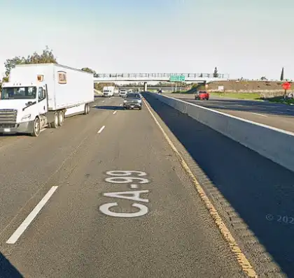 [02-20-2025] Choque De Varios Vehículos Causa Retrasos En La Autopista 99 En Stockton