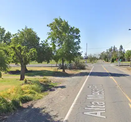 [02-23-2025] Dos Adolescentes Heridos Tras Chocar Contra Un Árbol En La Autopista 104