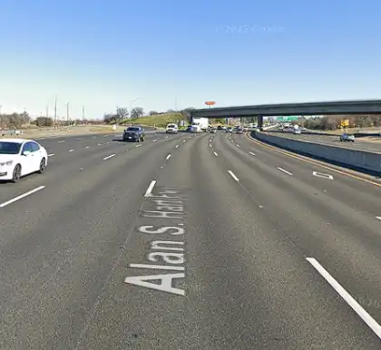 [02-24-2025] Los Equipos De Emergencia Respondieron Después De Un Choque De Varios Vehículos En Dirección Este I-80 En Roseville