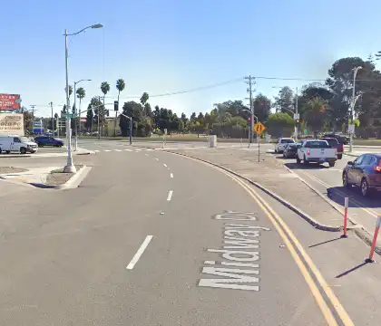 [02-25-2025] Ciclista Herido Tras Ser Atropellado Por Un Todoterreno En Midway Drive