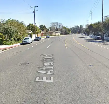 [02-26-2025] Muere Un Peatón Tras Ser Atropellado Por Un Vehículo En La Calle Atherton De Long Beach