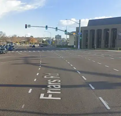 [02-27-2025] Mujer Hospitalizada Con Lesiones Que Ponen En Peligro Su Vida Después De Un Choque Peatonal En Mission Valley East