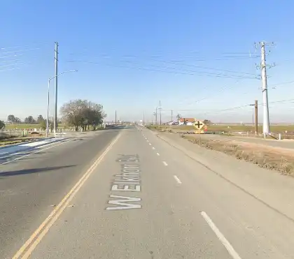 [02-27-2025] Se Solicitan Médicos Después De Un Choque De Dos Vehículos En Elkhorn Boulevard En North Highlands
