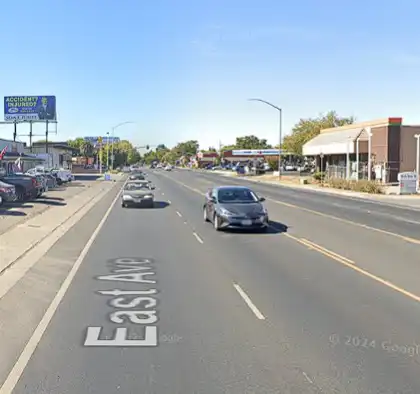 [03-01-2025] Un Peatón Sufre Heridas Que Ponen En Peligro Su Vida Tras Una Colisión En La Avenida East